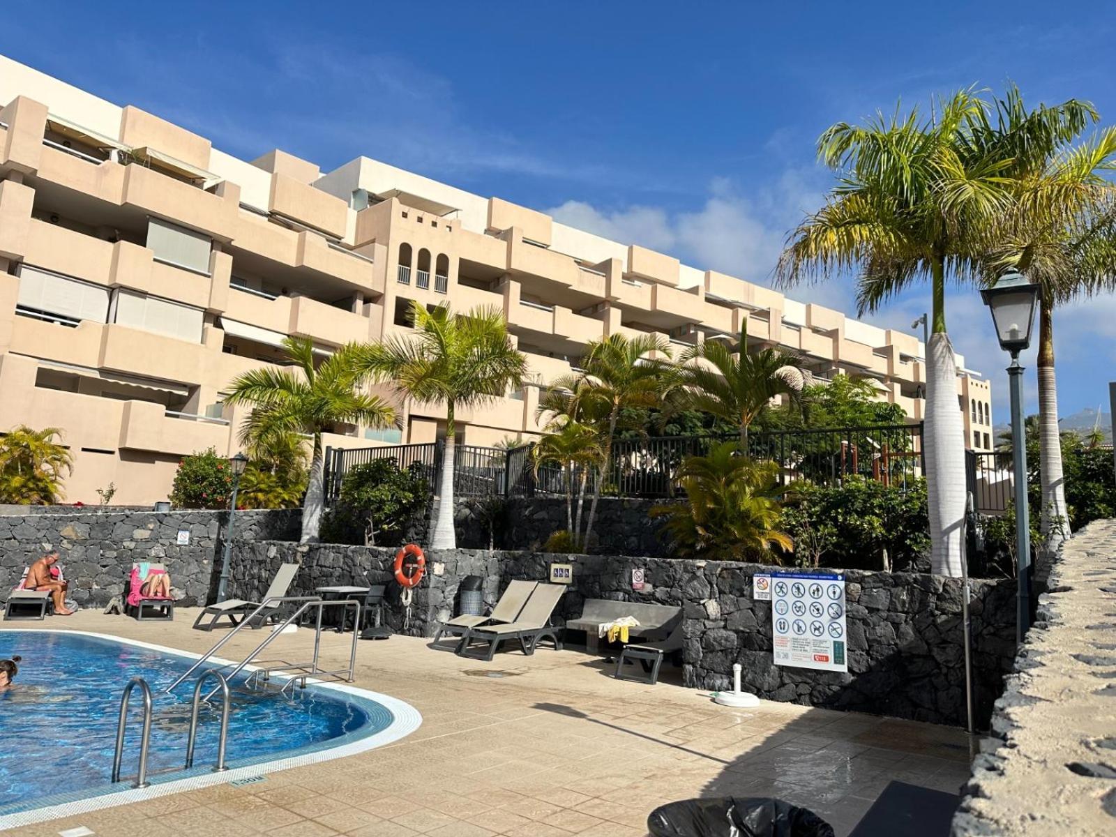 Cozy Apartment In Playa Paraiso Costa Adeje  Exterior photo