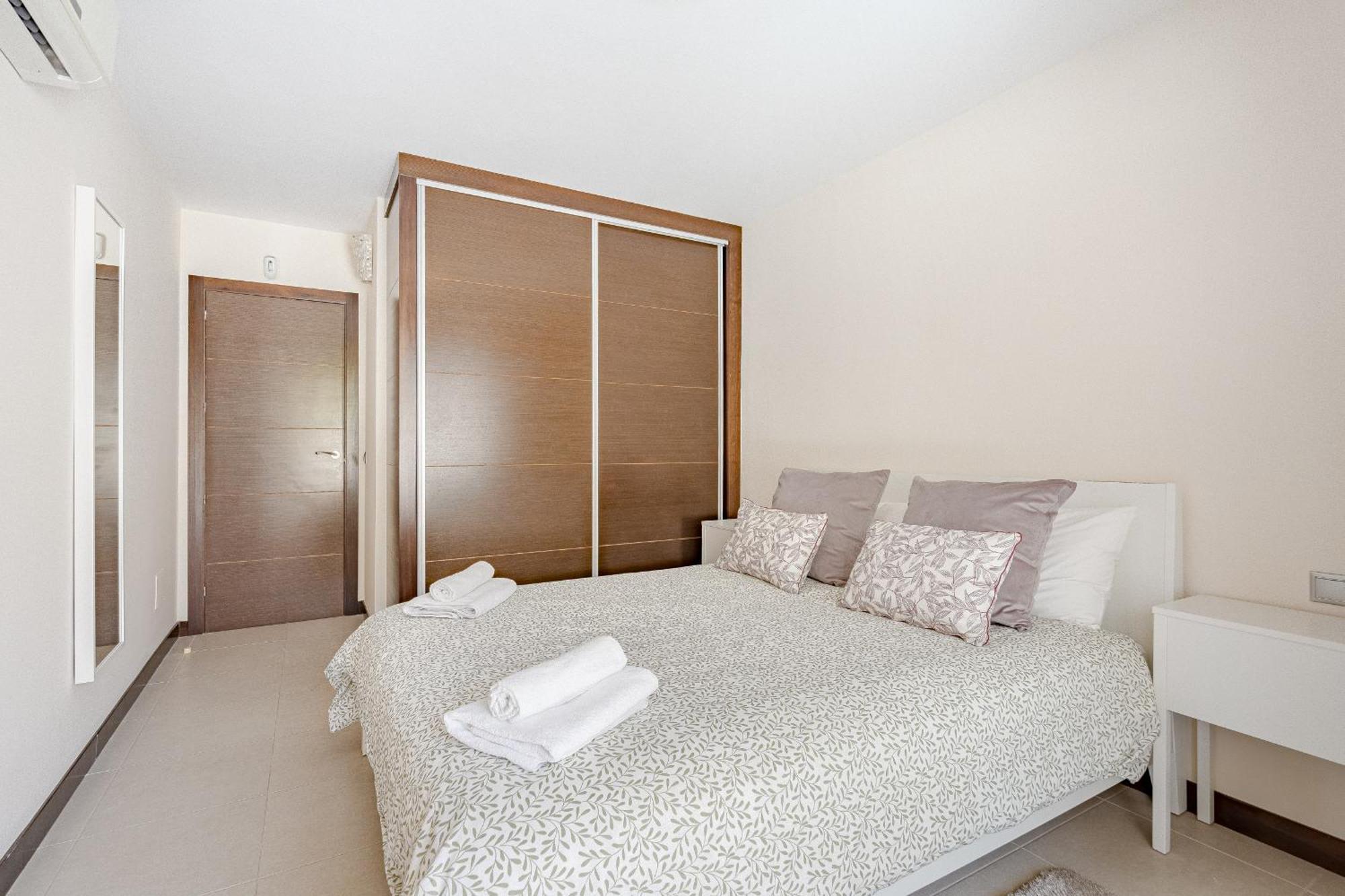 Cozy Apartment In Playa Paraiso Costa Adeje  Exterior photo