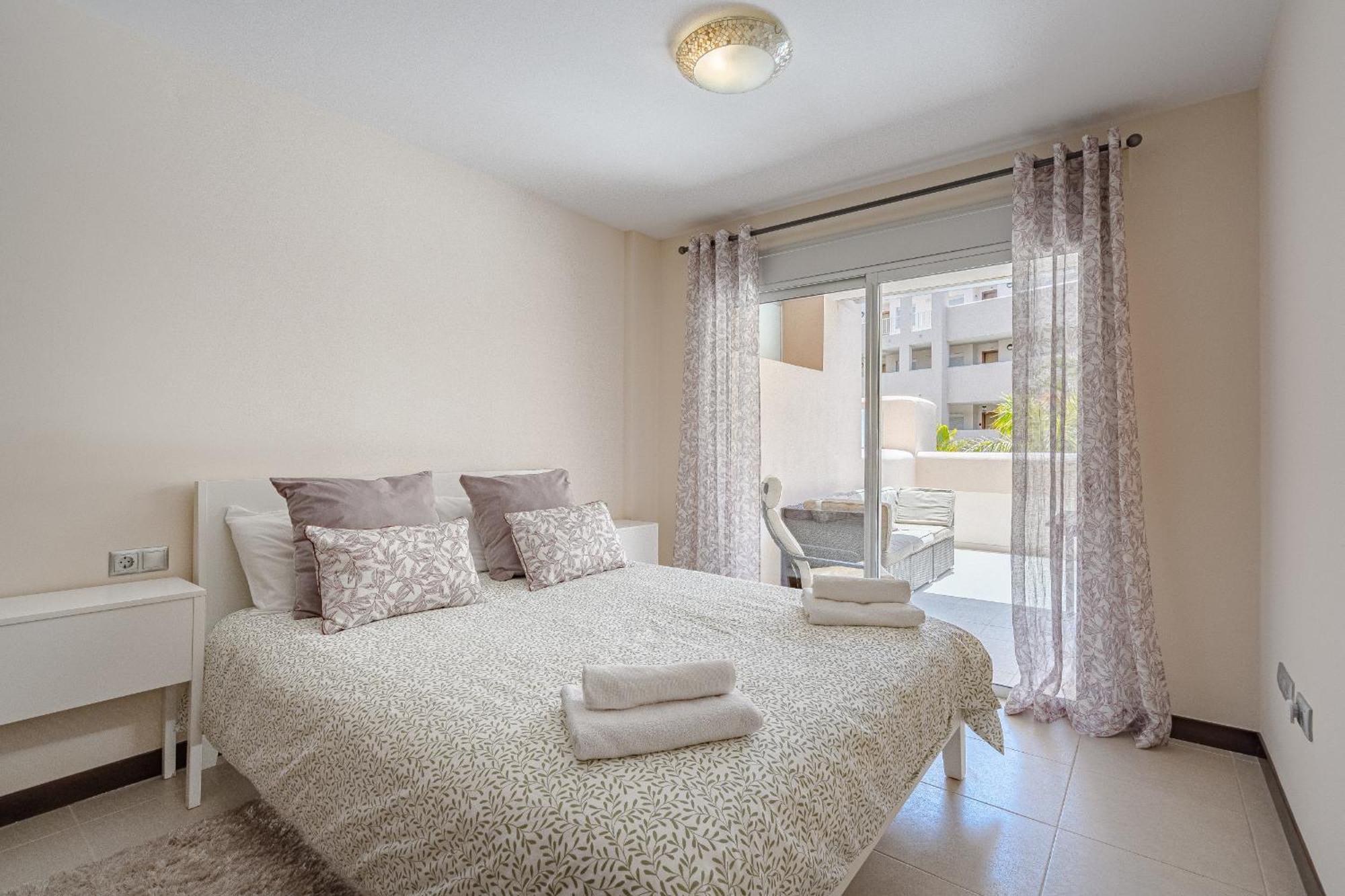 Cozy Apartment In Playa Paraiso Costa Adeje  Exterior photo